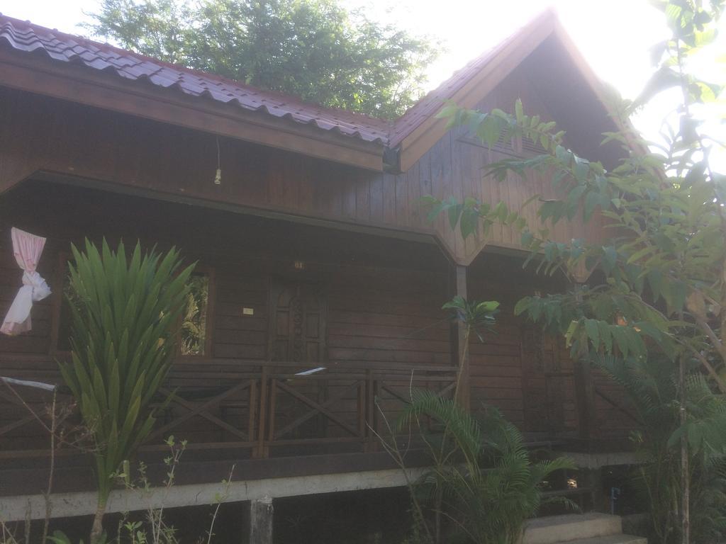 Nongsak Riverside Guesthouse & Nongsak Guesthouse Ban Khon Exteriör bild